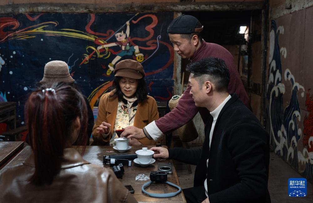 新华社出图·年度记忆丨国风浩荡 国潮破圈