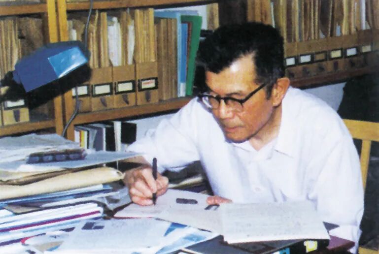 他用一篇有错误的论文，为学生上了特殊一课