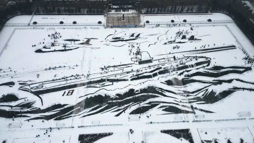 热“雪”铸舰！哈工程千余学子冰雪中“建造航母”，助“雪舰”航行7年