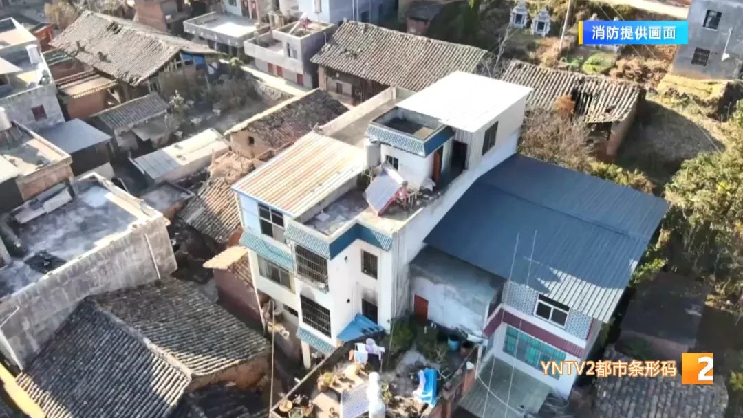 危急！自建房深夜起火5人被困！多亏了他们……