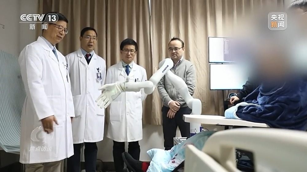 焦点访谈丨从实验室走向产业化 脑机接口让科幻照进现实