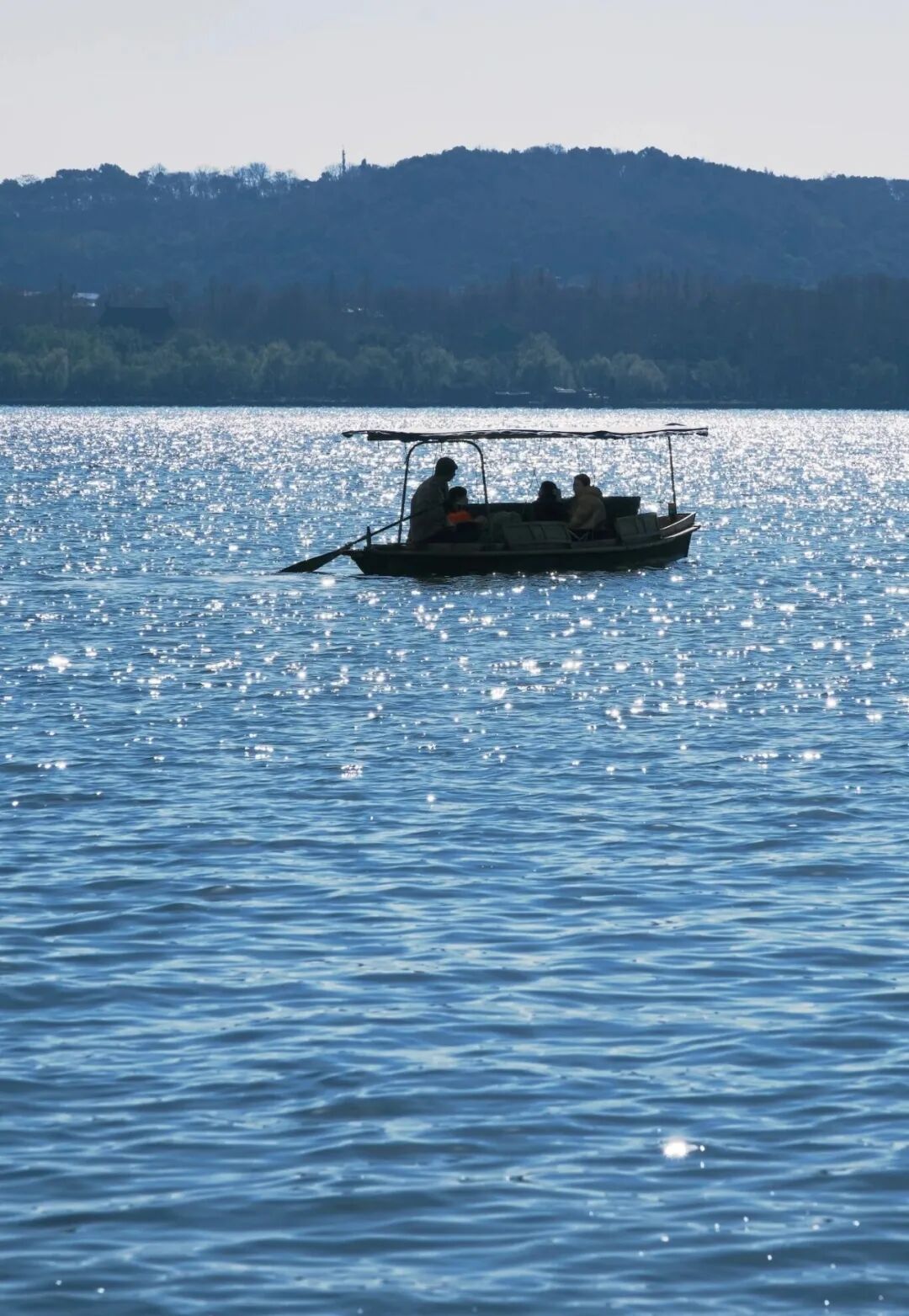确认了：已抵达杭州，连续3天！戴口罩，戴口罩！