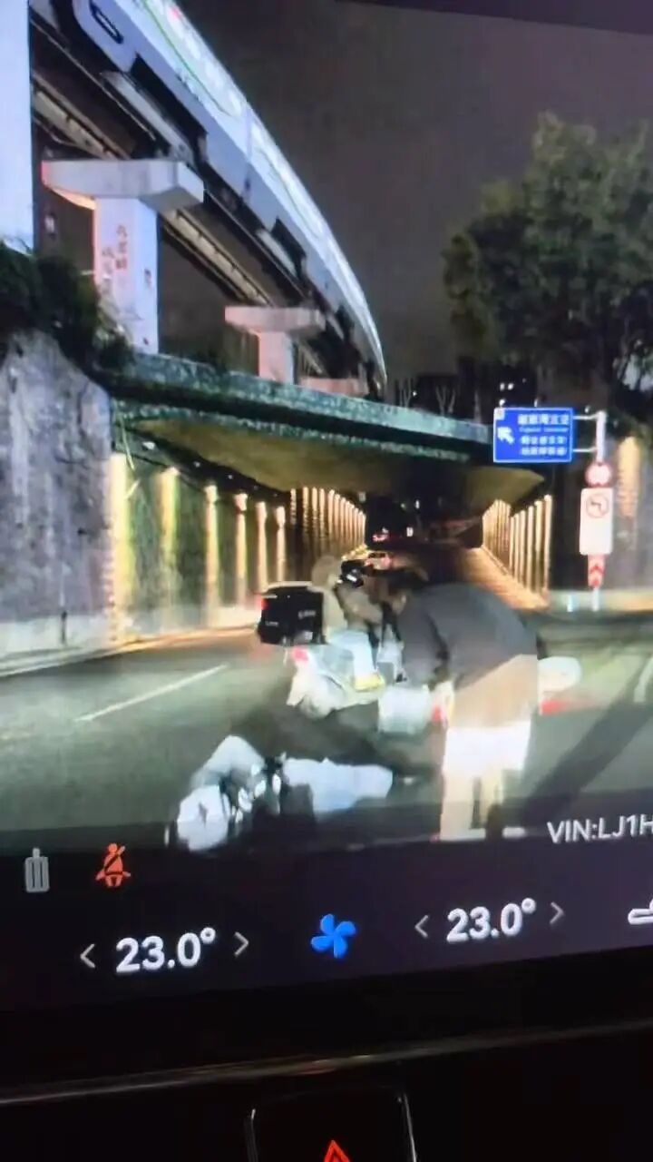 下车救人被误会肇事逃逸警方帮澄清，当事人：再遇到仍会出手相助