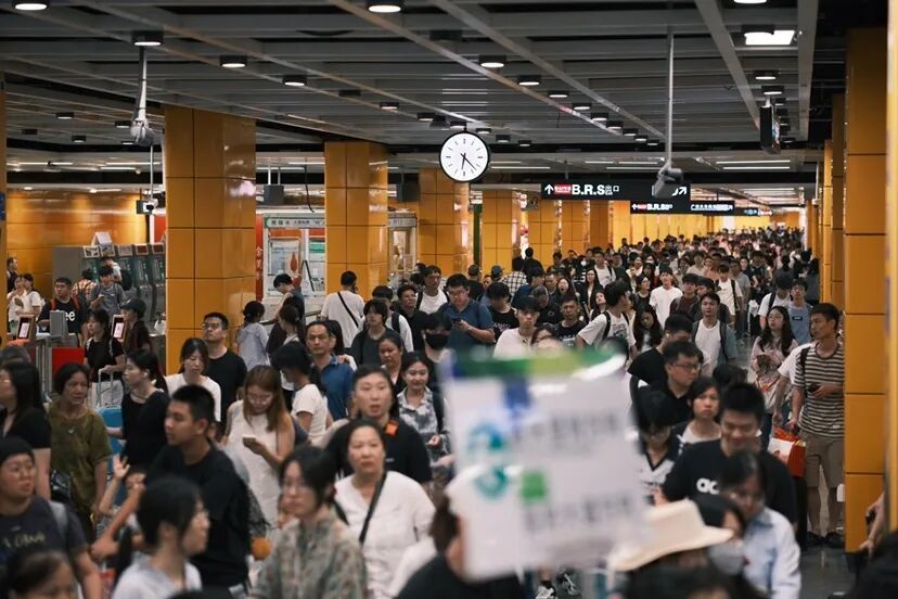 今日起，广州地铁部分线路运营时间有调整