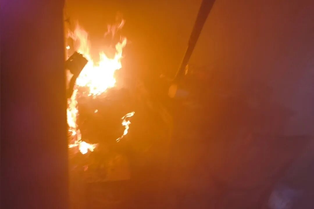 电饭煲通电一整夜，第二天把房子烧了! 快回家自查！