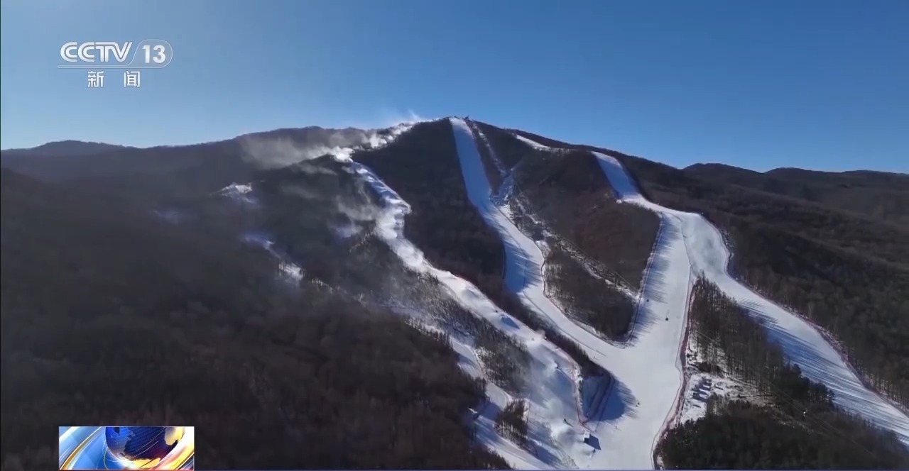 多地解锁“冰雪+”新场景 点燃冬季文旅消费新热潮