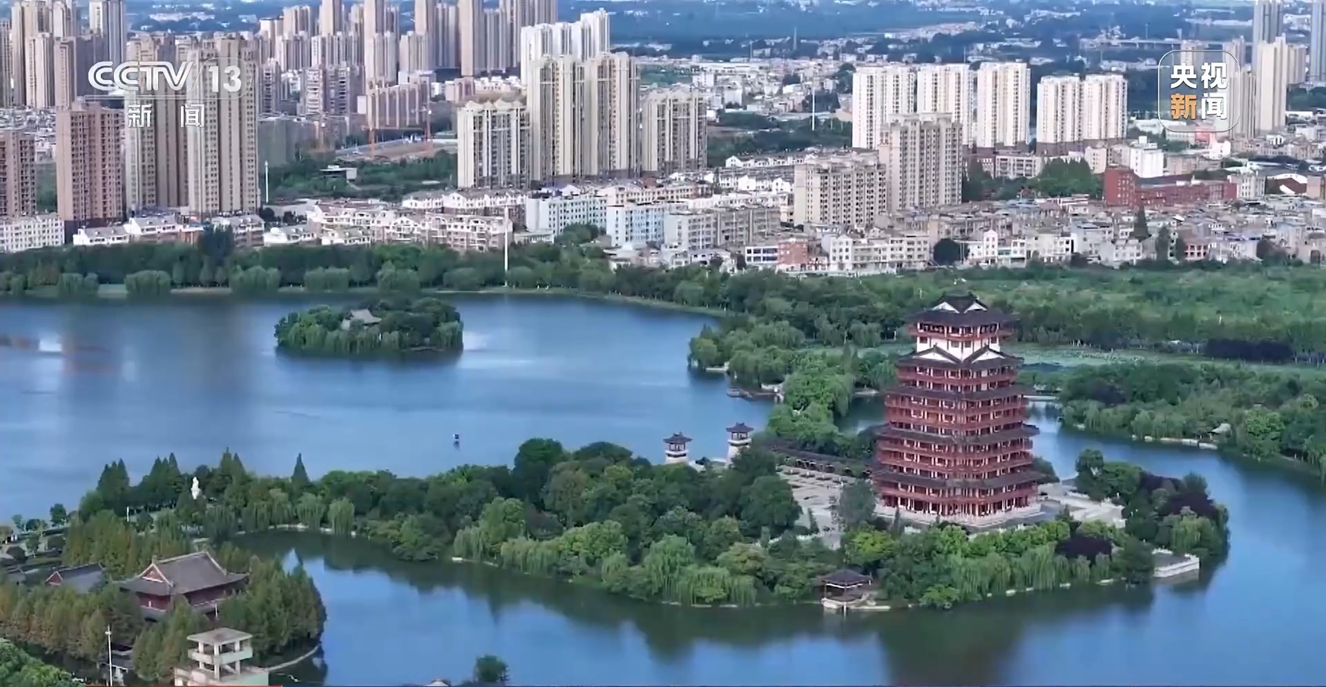 覆盖生育、养育、教育 国家正加快构建完整支持链条