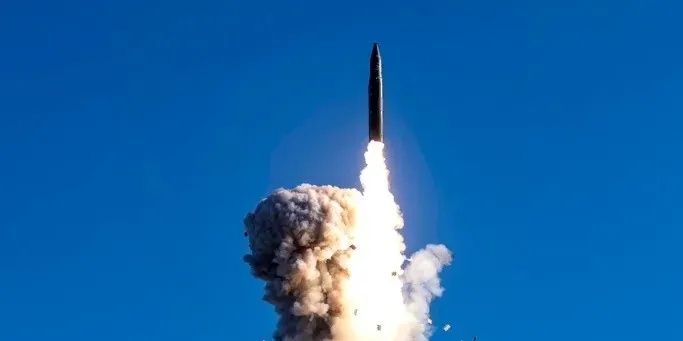 “这次展示,只是初步!” “这次展示,只是初步!”