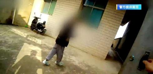 9岁男孩因作业“气晕”妈妈 ！之后临危不乱报警求助