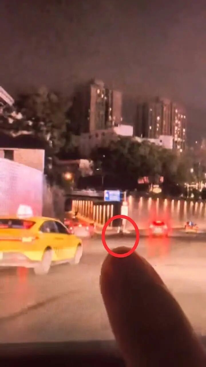 下车救人被误会肇事逃逸警方帮澄清，当事人：再遇到仍会出手相助