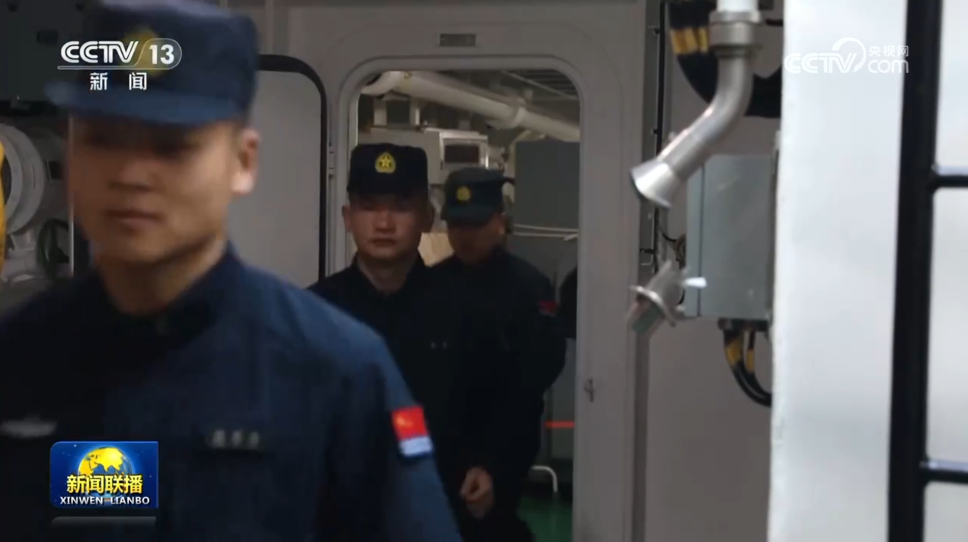 解放军东部战区位台岛周边组织“正义使命-2025”演习