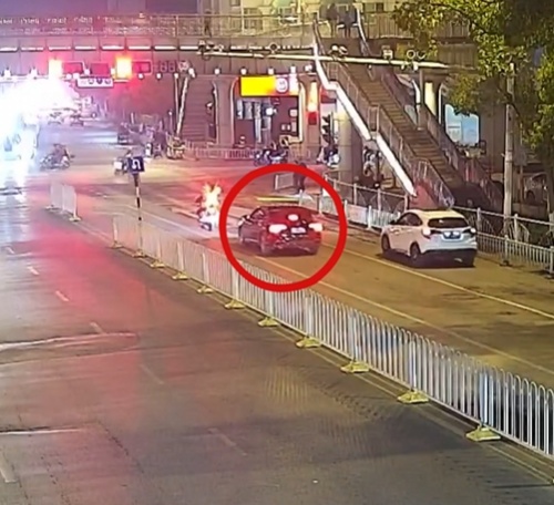 13分钟，横跨晚高峰，母子平安！