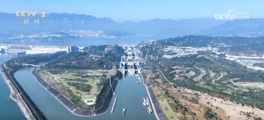 42亿吨、1.7亿吨，再创新高！“数”说长江黄金水道战略通道功能增强