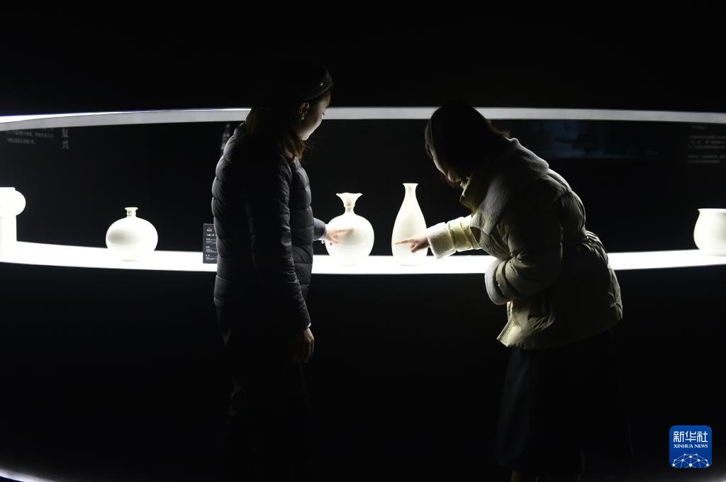 河北曲阳:定瓷窑火焕新机 河北曲阳:定瓷窑火焕新机