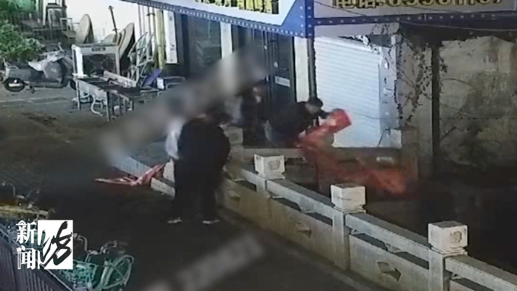 上海寒冷深夜，惊心动魄的8分钟！在场三人身份确认了