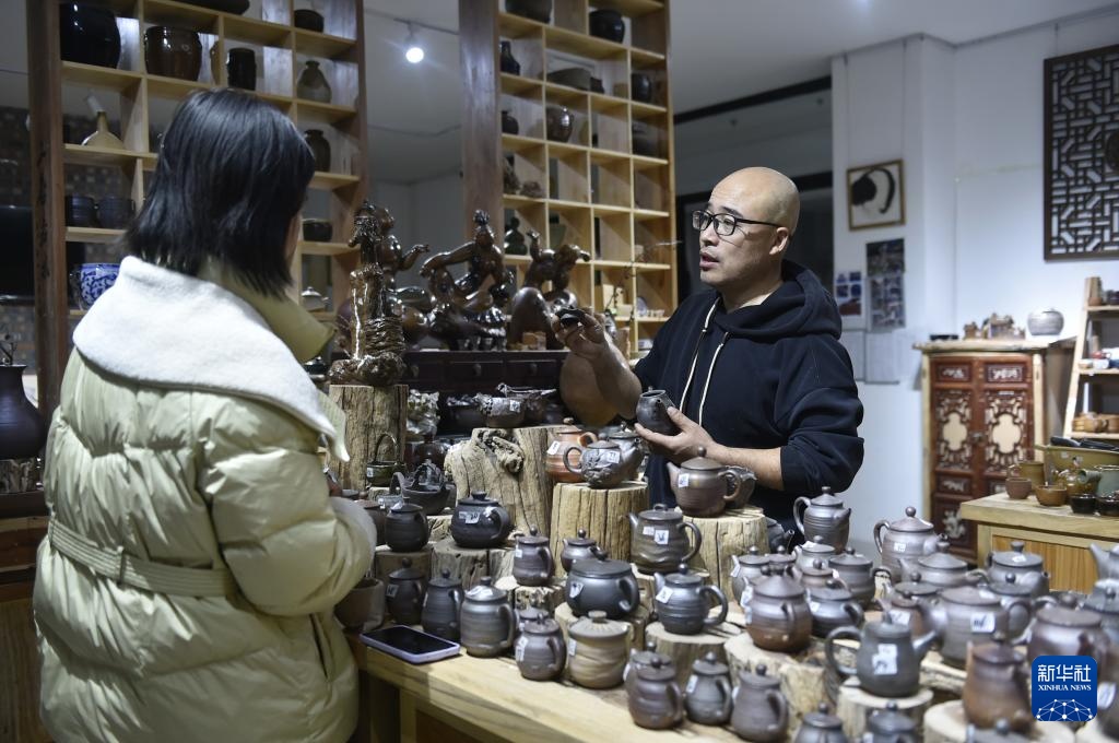 河北曲阳:定瓷窑火焕新机 河北曲阳:定瓷窑火焕新机