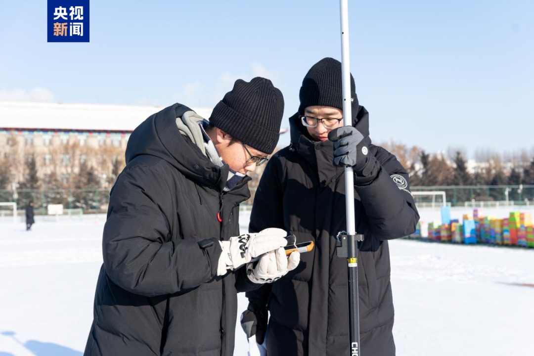 学校操场上，出现了“福建舰”&nbsp;