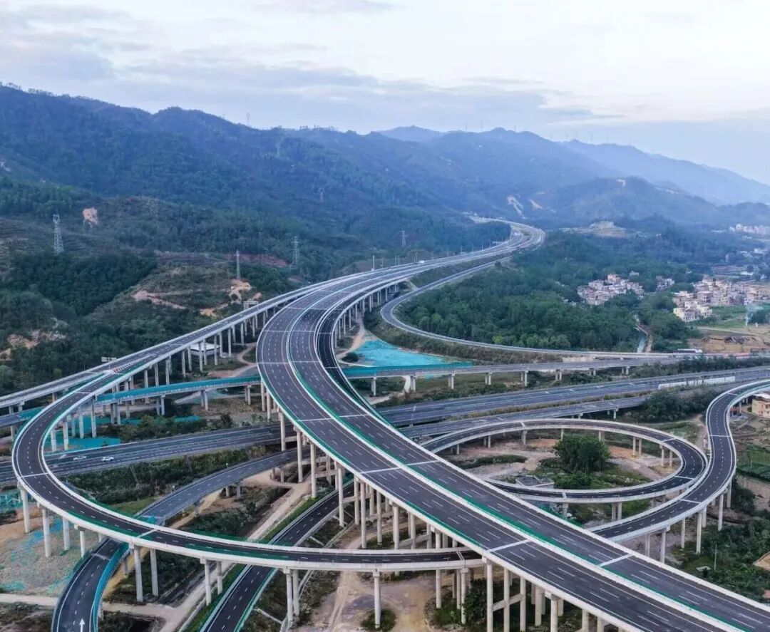 来深缩减至约3.5小时！广东阳信高速正式通车