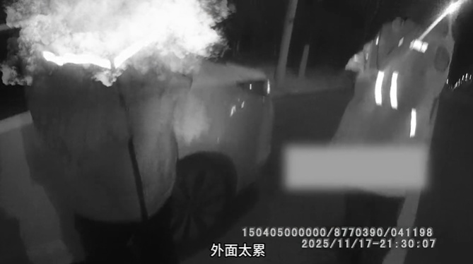 内蒙古一男子报警举报自己“无证驾驶”，原因是“压力太大，想进去待几天”