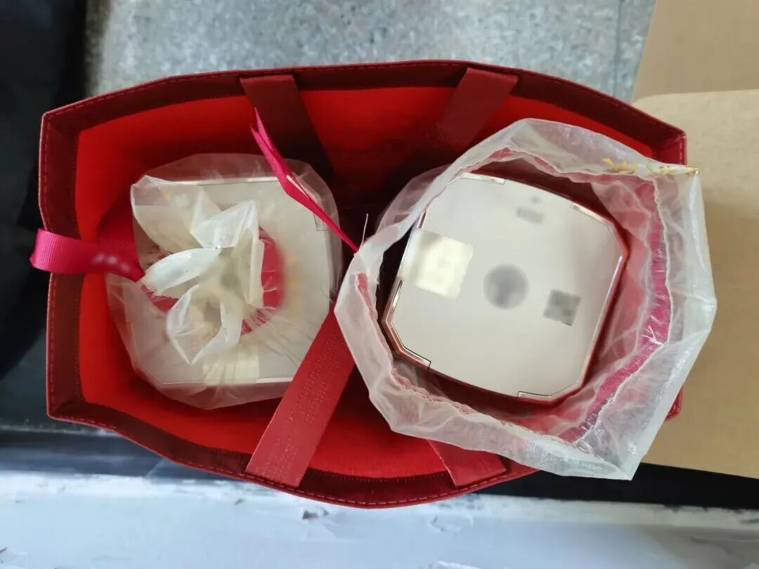 深夜，镇江一市民家中防盗窗被撬！