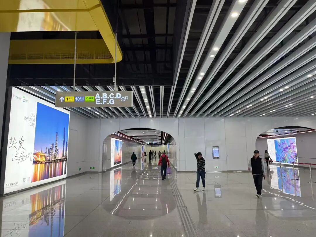 “大湾区最快地铁”开通！芳村上班族：可多睡半小时再出发，未来将直达广州火车站、广州白云站、白云机场等