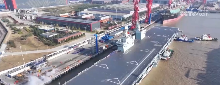 新装备、新突破！新域新质作战力量比重提升 中国军队新质战斗力加速生成