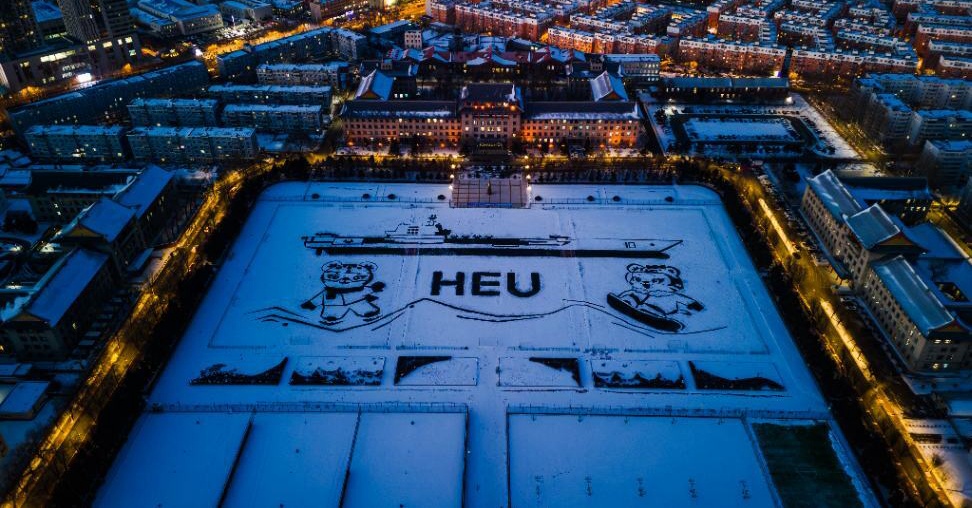 千余坐标、厘米级定位,“福建舰”现身学校操场! 千余坐标、厘米级定位,“福建舰”现身学校操场!