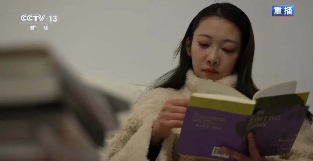 网红“兔子警官”李语蔚回应质疑作秀,透露走红后曾有人朝她吐口水 网红“兔子警官”李语蔚回应质疑作秀,透露走红后曾有人朝她吐口水