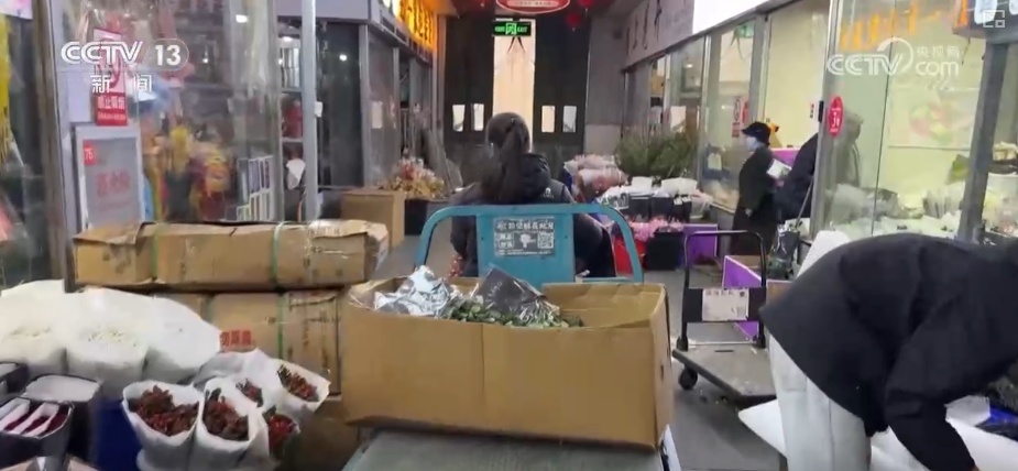 “鸿运当头”“幸福到来”鲜切花供销两旺 美丽经济“红火”出海开辟大市场