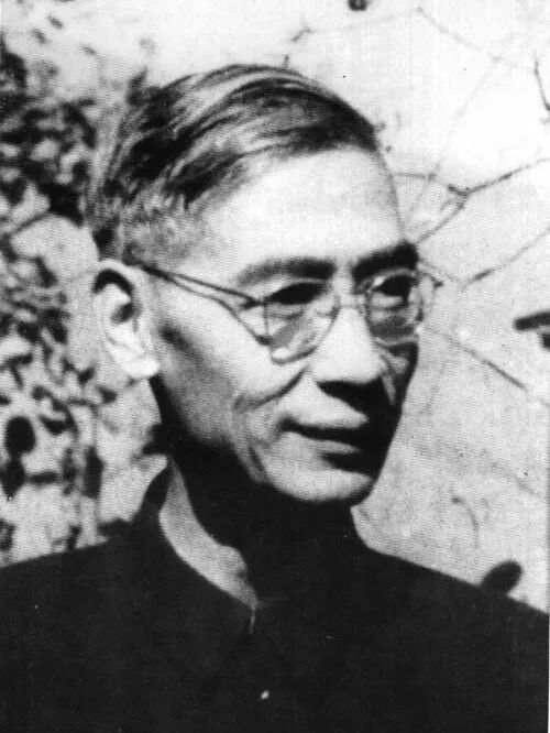 他用一生践行“以身许国”!飞机失事时用身体护住重要技术资料 他用一生践行“以身许国”!飞机失事时用身体护住重要技术资料