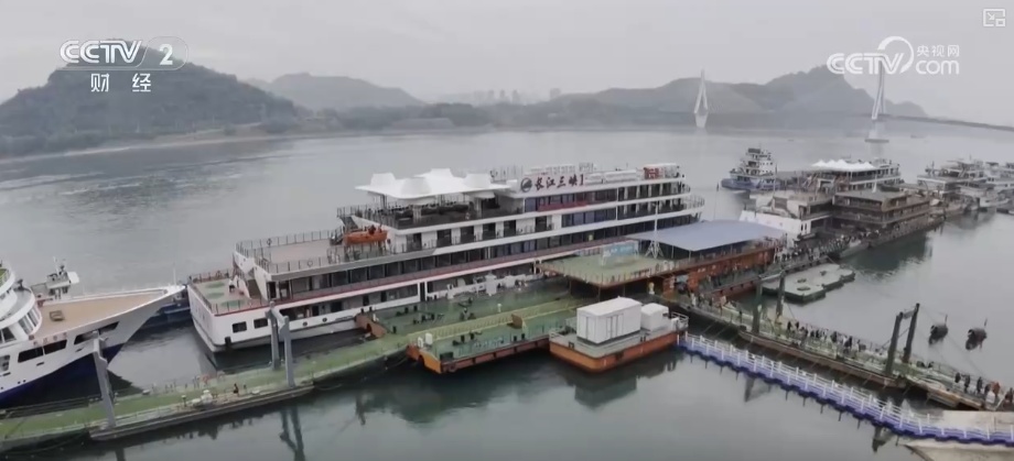 42亿吨、1.7亿吨，再创新高！“数”说长江黄金水道战略通道功能增强