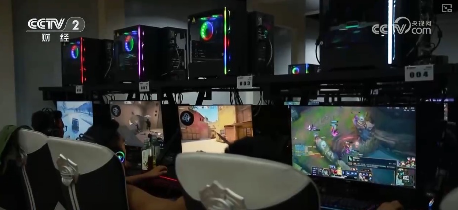 算力为“翼”叠加创新举措激活数字经济活力 为各行业创新发展筑牢更稳底座 算力为“翼”叠加创新举措激活数字经济活力 为各行业创新发展筑牢更稳底座