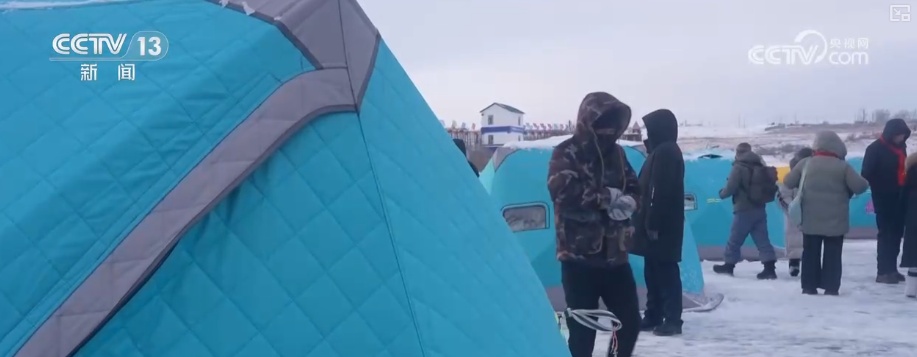 消费、出入境游、冰雪游，热热热！假日氛围拉满 多领域掀热潮释放经济“热”活力