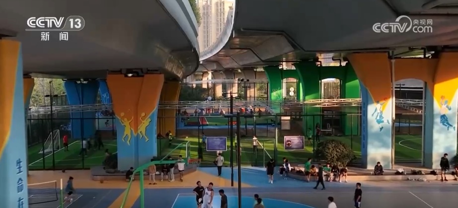 我国人均年体育消费水平持续增高 消费结构升级趋向参与型、观赏型