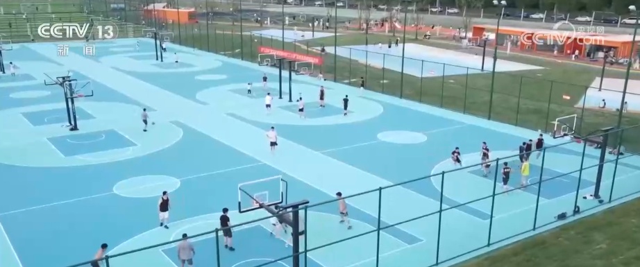 我国人均年体育消费水平持续增高 消费结构升级趋向参与型、观赏型