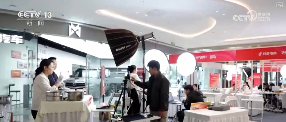 多角度透视前11个月物流运行“成绩单” 需求稳增、结构优化、效率提升态势凸显 多角度透视前11个月物流运行“成绩单” 需求稳增、结构优化、效率提升态势凸显