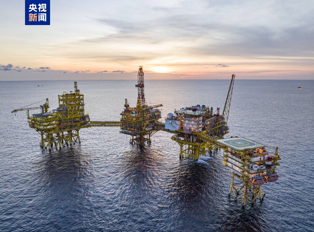 首破千万吨油当量 环海南岛海上气田群年产量创新高