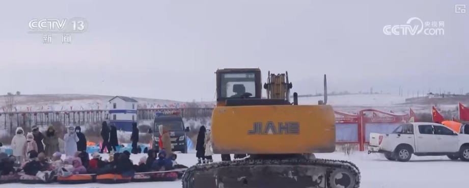 消费、出入境游、冰雪游，热热热！假日氛围拉满 多领域掀热潮释放经济“热”活力