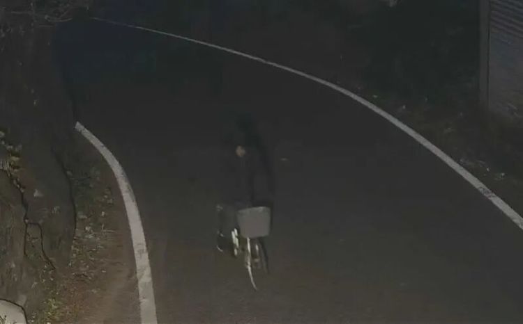 男子凌晨骑60公里撬功德箱，“骑远点，地方偏，抓不到！”