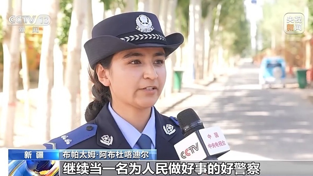 在这些定格瞬间里 致敬每一位挺身而出的平凡英雄