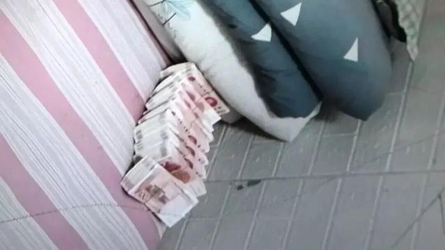 “高薪取现”10万元？团伙被拘！