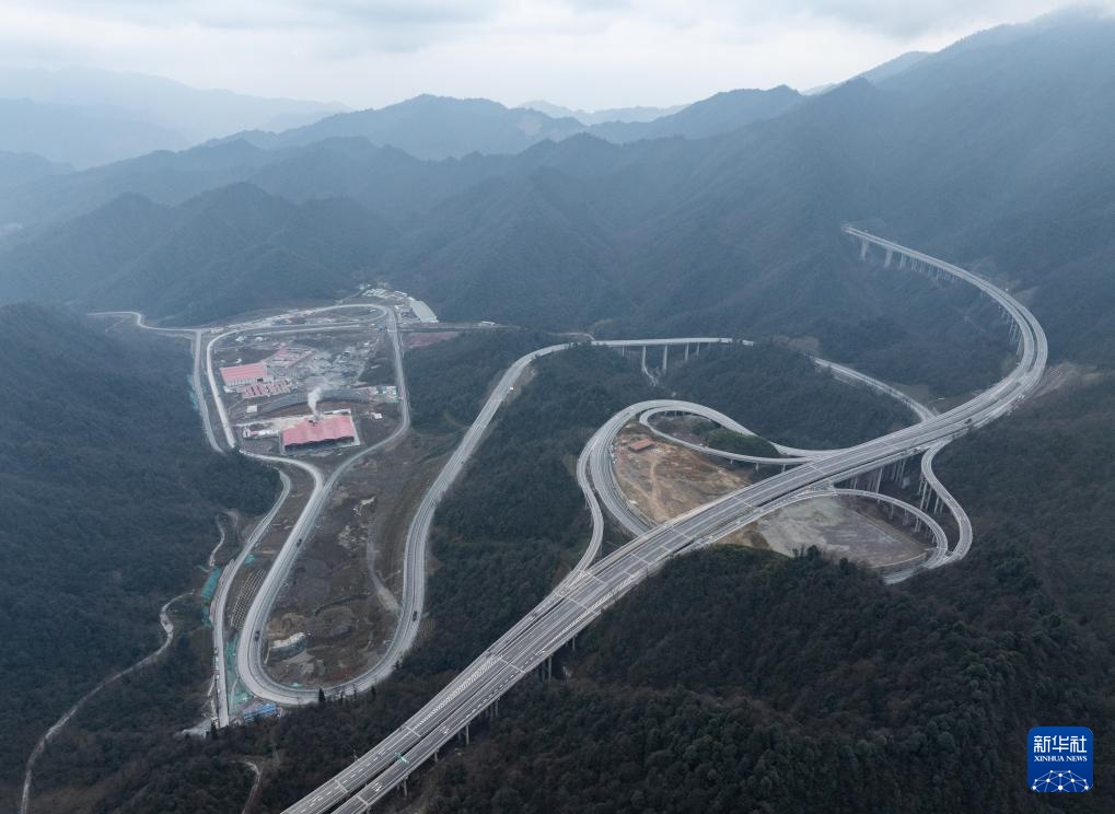 乐西高速马昭段通车在即 大小凉山之间将结束不通高速历史