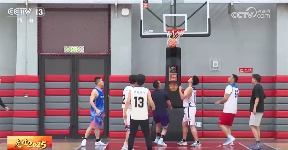 透过数据看2025年中国经济“破浪前行”向新向优 多领域发展支撑“行稳致远”