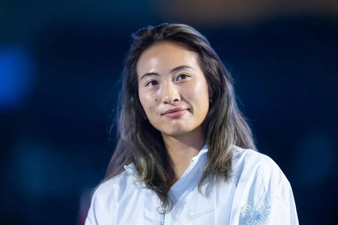 郑钦文复出首秀定档！将对阵世界排名第五的莱巴金娜