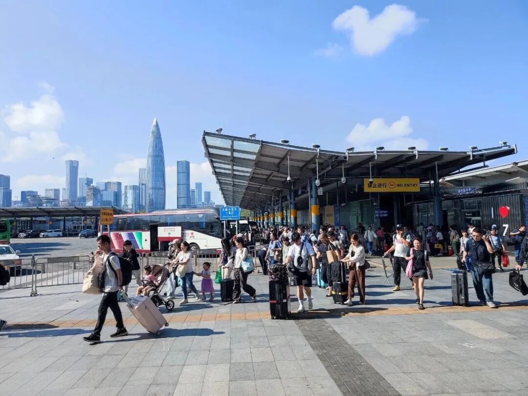 元旦假期，港珠澳大桥日均或达1.6万