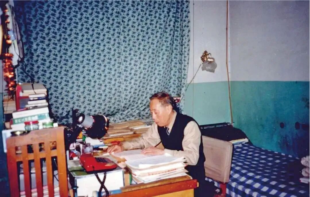 天上有颗“陈芳允星”！他的研究为北斗系统奠基