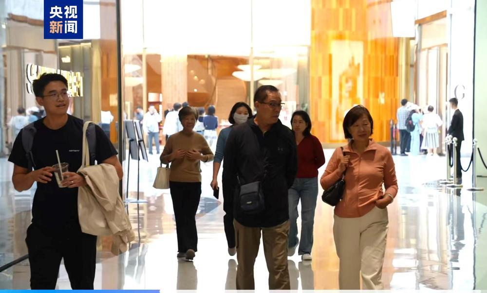 海南封关运作近半月平稳有序 岛内居民将享免税购物红利