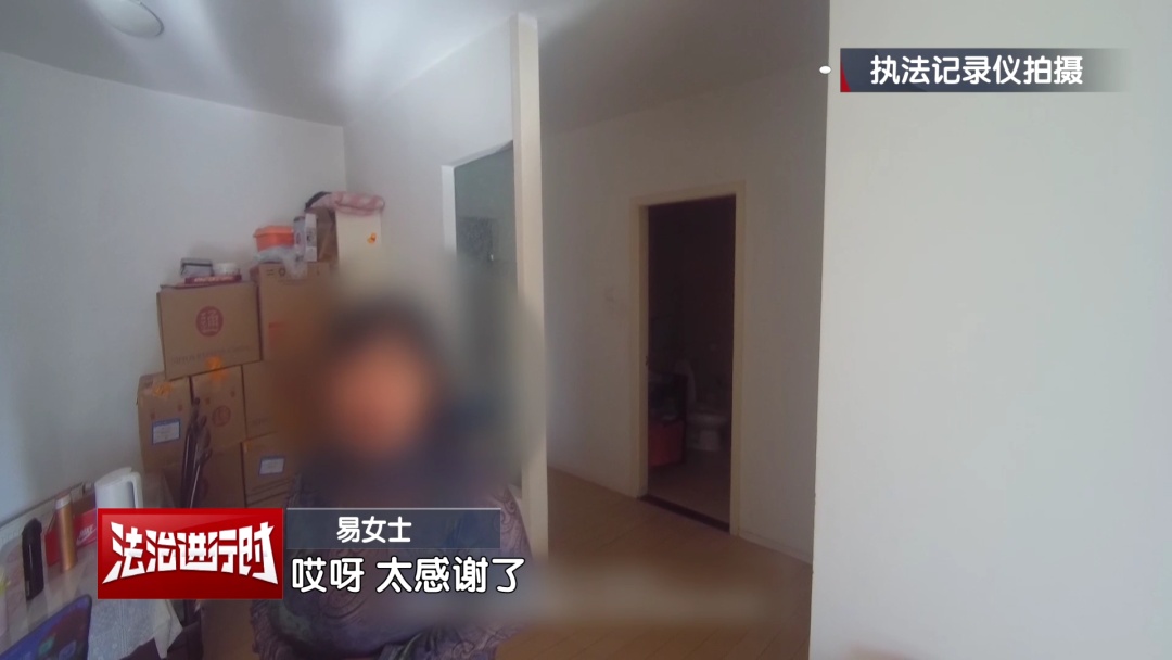 北京警方紧急拦截10万元：她全神贯注听从骗子的指令