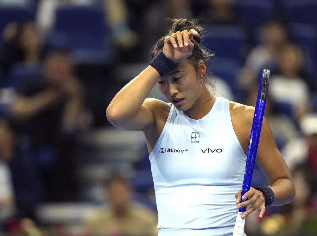 郑钦文复出首秀定档：1月13日14时对阵莱巴金娜