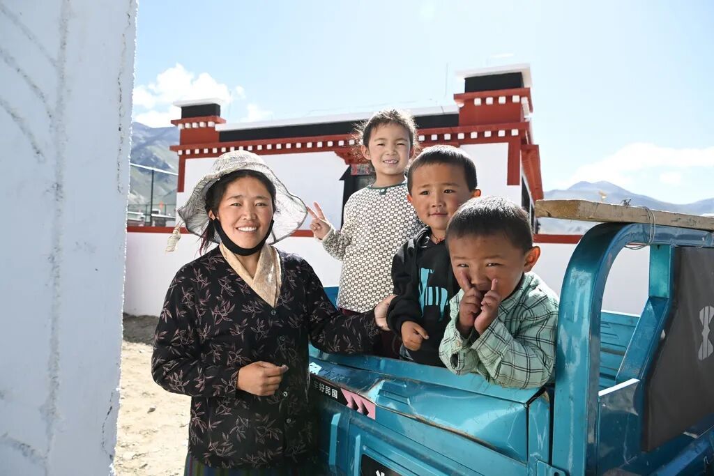 原来，21世纪即将走完四分之一了！